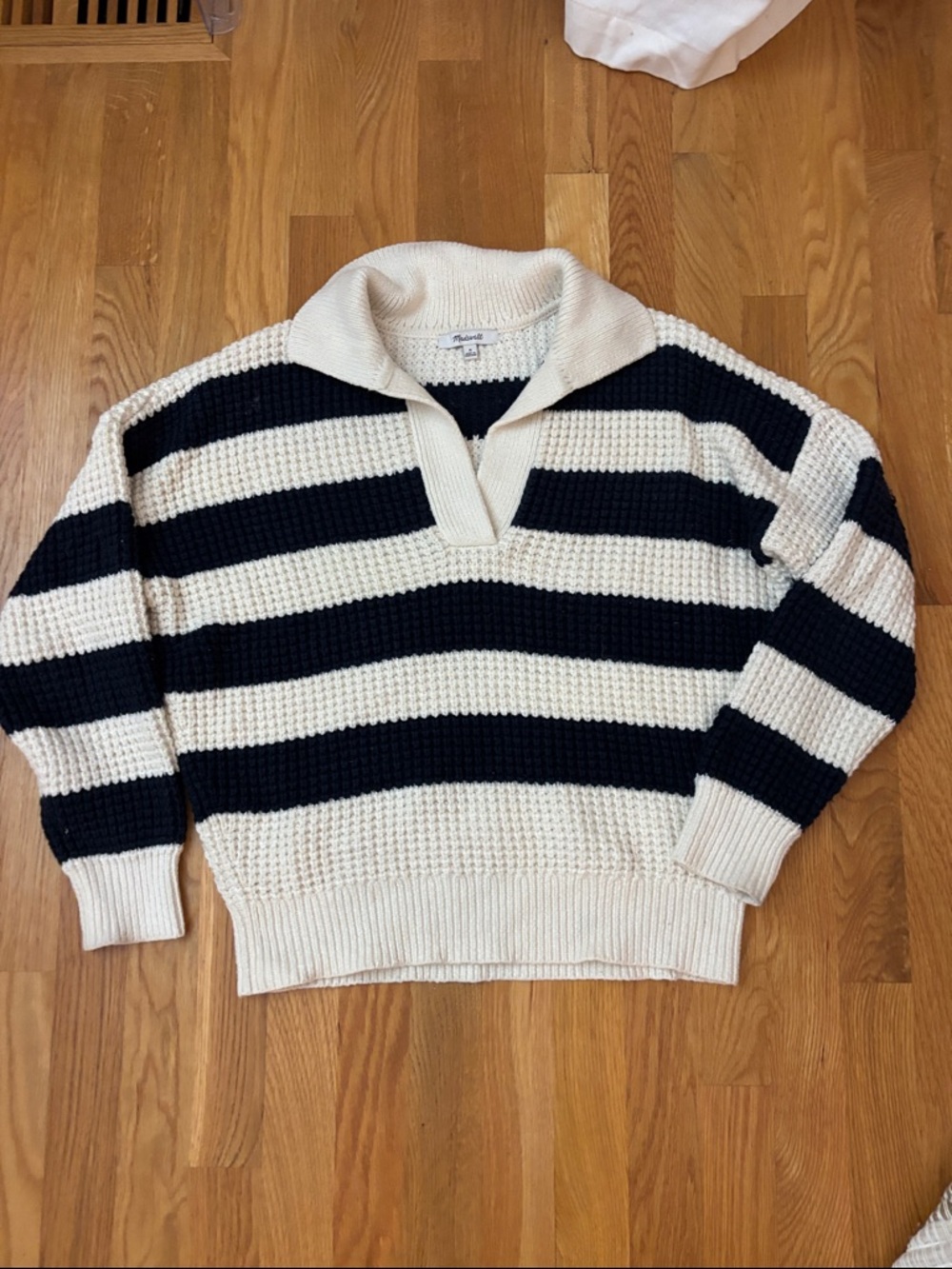 Madewell Cream & Navy Striped V Neck Sweater